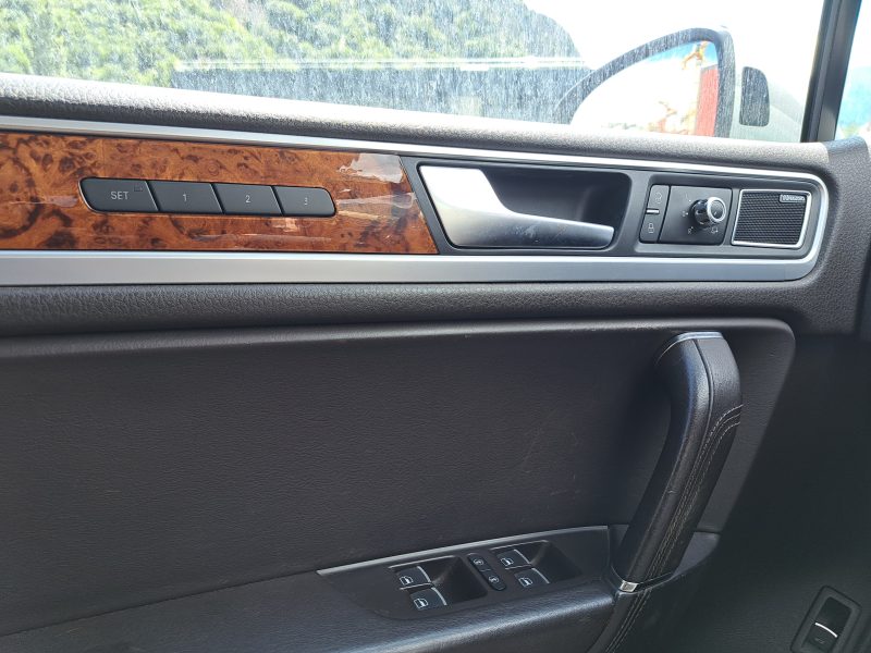 VOLKSWAGEN TOUAREG 2010