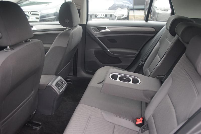 VOLKSWAGEN GOLF 2019