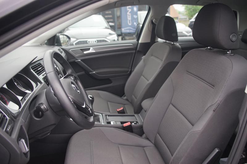 VOLKSWAGEN GOLF 2019