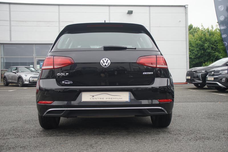 VOLKSWAGEN GOLF 2019