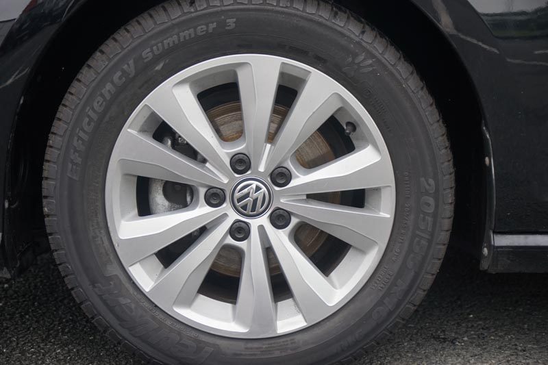 VOLKSWAGEN GOLF 2019