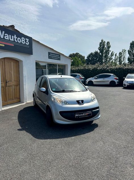 PEUGEOT 107 2008 1.0 VVti 68cv Moteur à chaine 