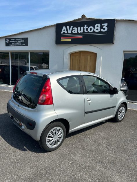 PEUGEOT 107 2008 1.0 VVti 68cv Moteur à chaine 