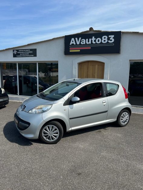 PEUGEOT 107 2008 1.0 VVti 68cv Moteur à chaine 