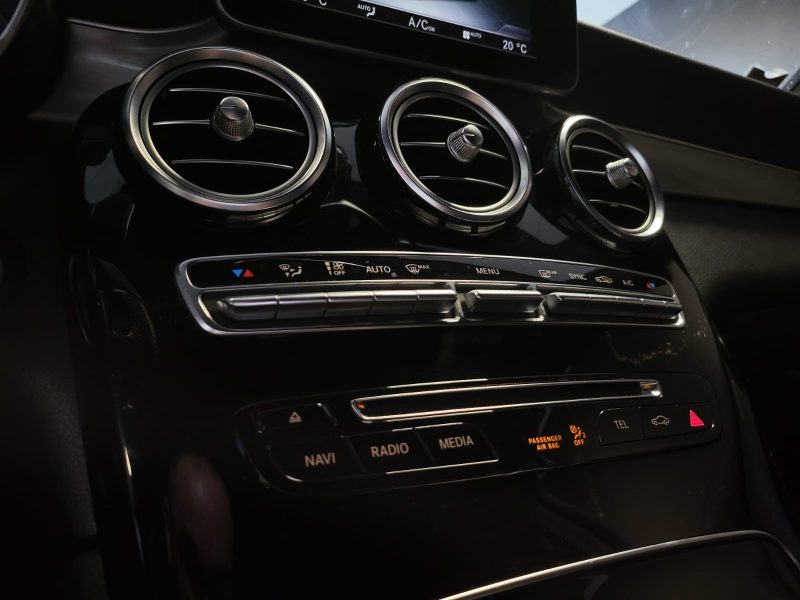 MERCEDES Classe GLC 220d 4-MATIC 170cv 9G-STONIC EXECUTIVE / CAMERA / HAYON ELEC / SIEGES CHAUFFANTS