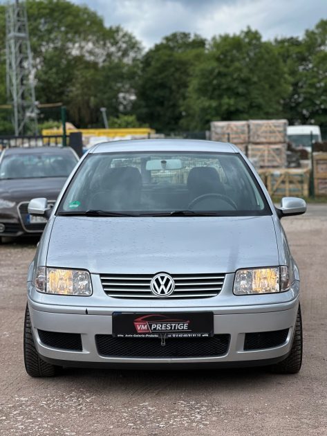 VOLKSWAGEN POLO 2000
