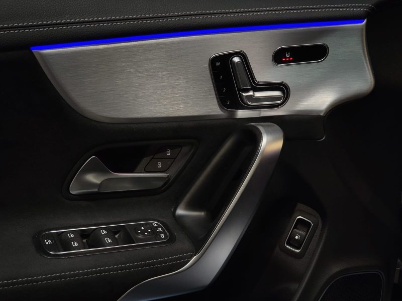 250e WHITE ART EDITION FULL OPTION