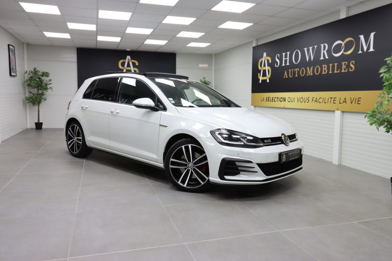 VOLKSWAGEN GOLF 2019