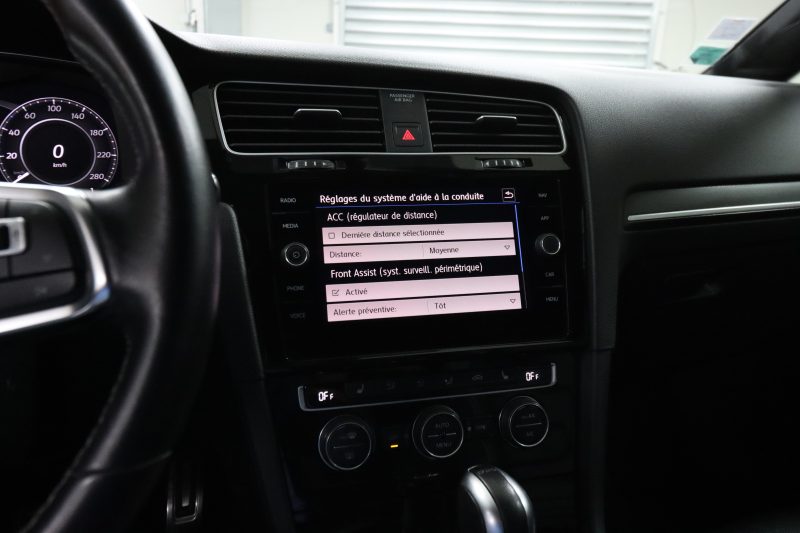 VOLKSWAGEN GOLF 2019