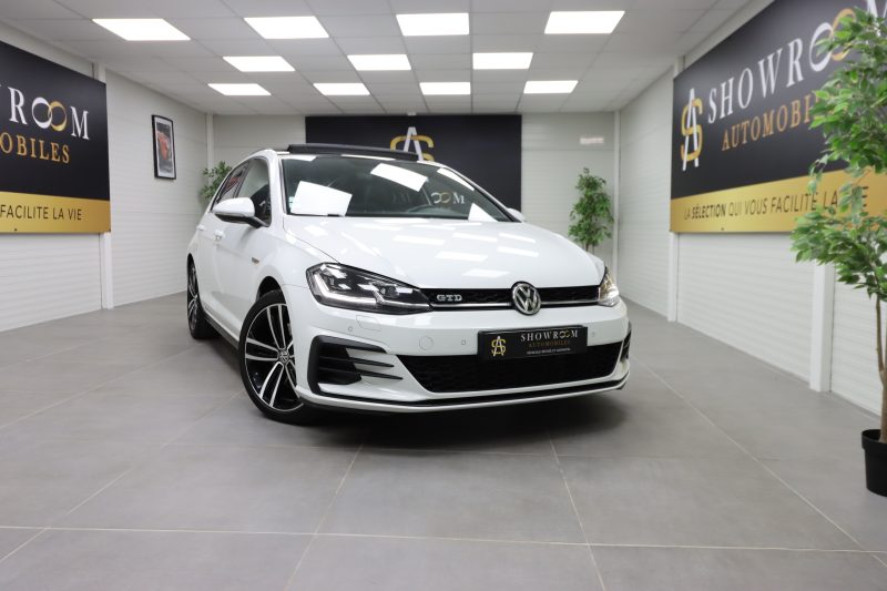 VOLKSWAGEN GOLF 2019