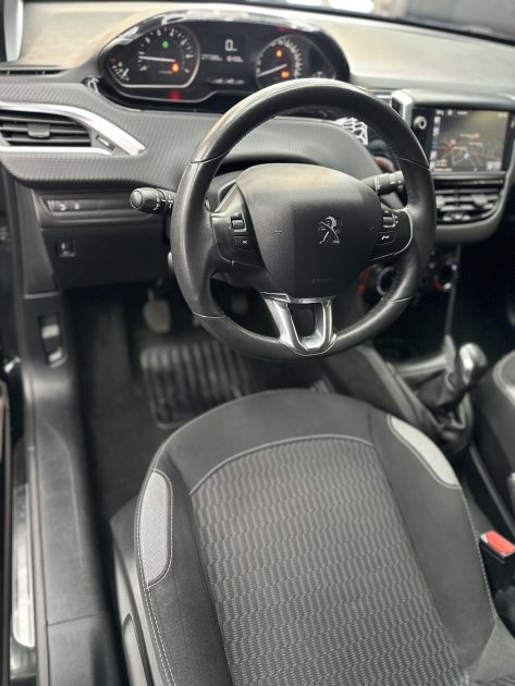 PEUGEOT 208 I 2017