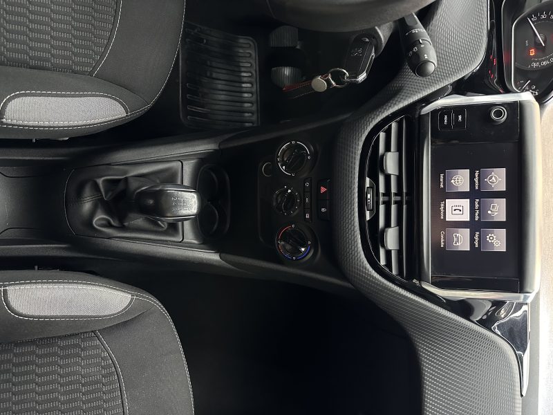PEUGEOT 208 I 2017