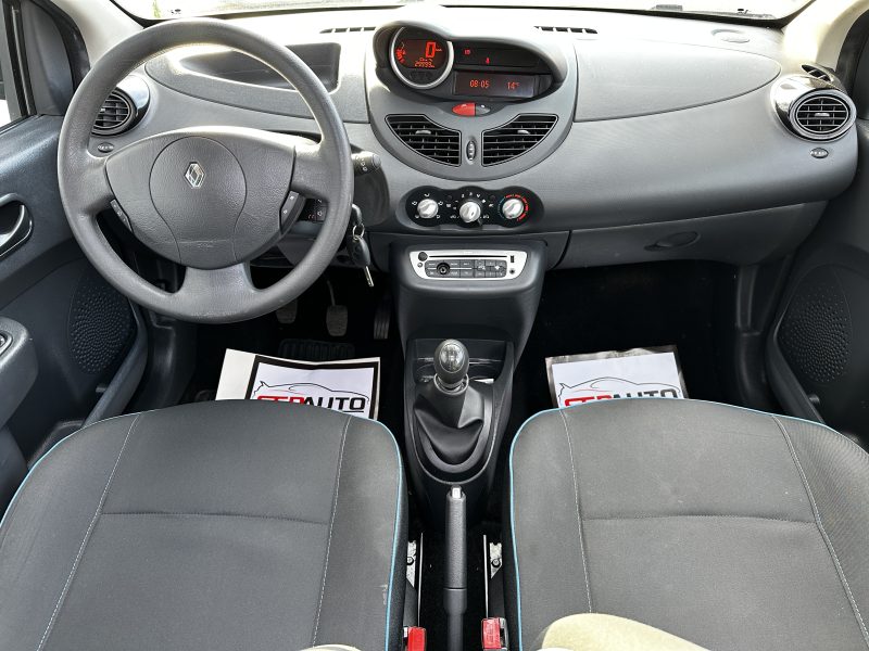 RENAULT TWINGO II 2012
