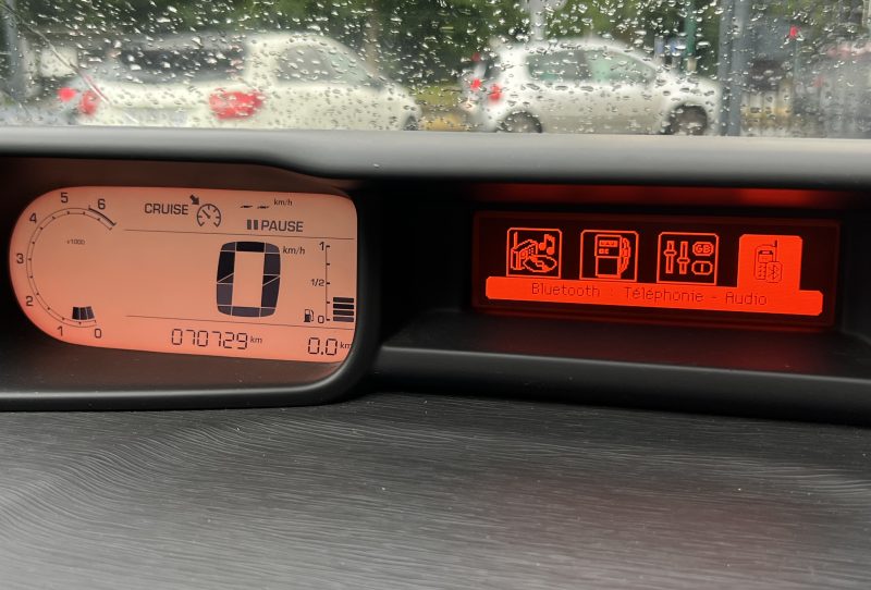 CITROEN C3 PICASSO 1.4 VTI 95 Cv TOIT PANORAMIQUE BLUETOOTH REGULATEUR CRIT AIR 1 - GARANTIE 1 AN