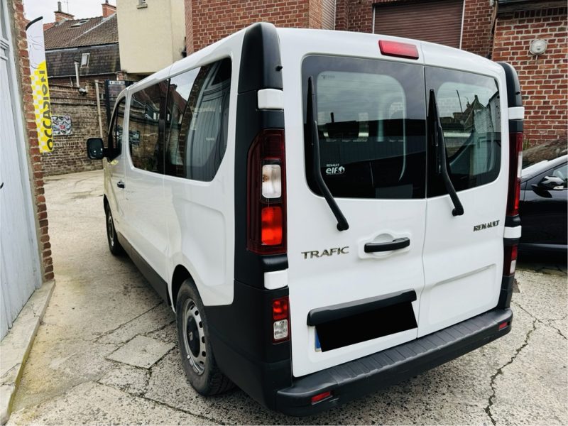 RENAULT TRAFIC III 2015