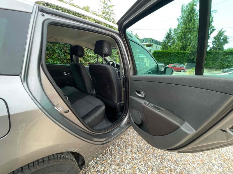 RENAULT CLIO III Grandtour 2010 1.2 16V  101cv