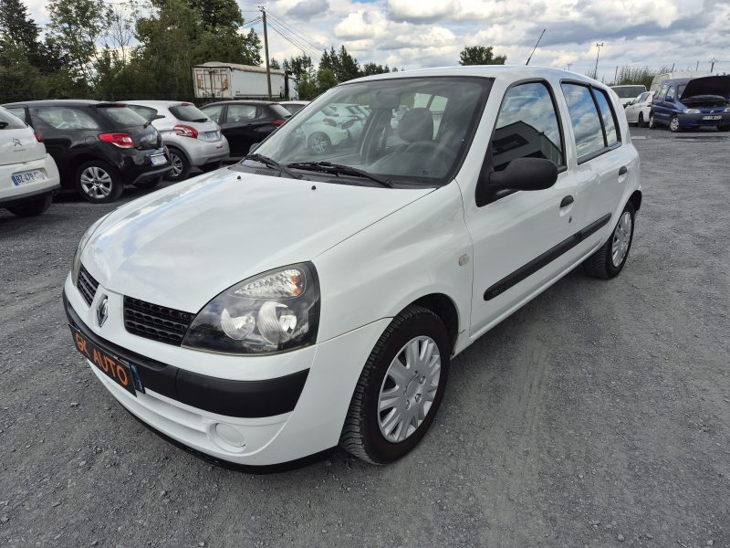 RENAULT CLIO 1.2 75cv confort authentique 