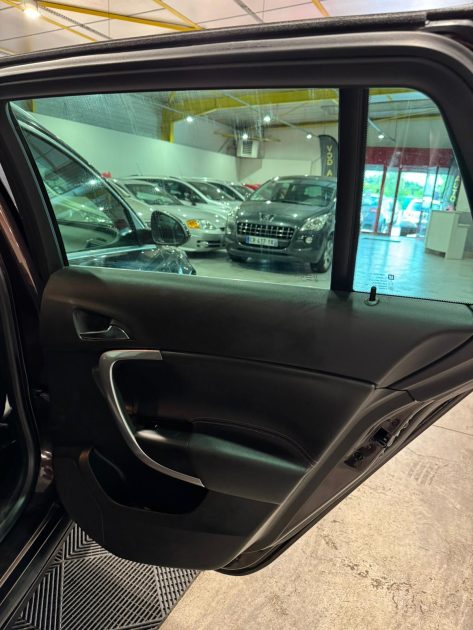 OPEL INSIGNIA A Sports Tourer 2010