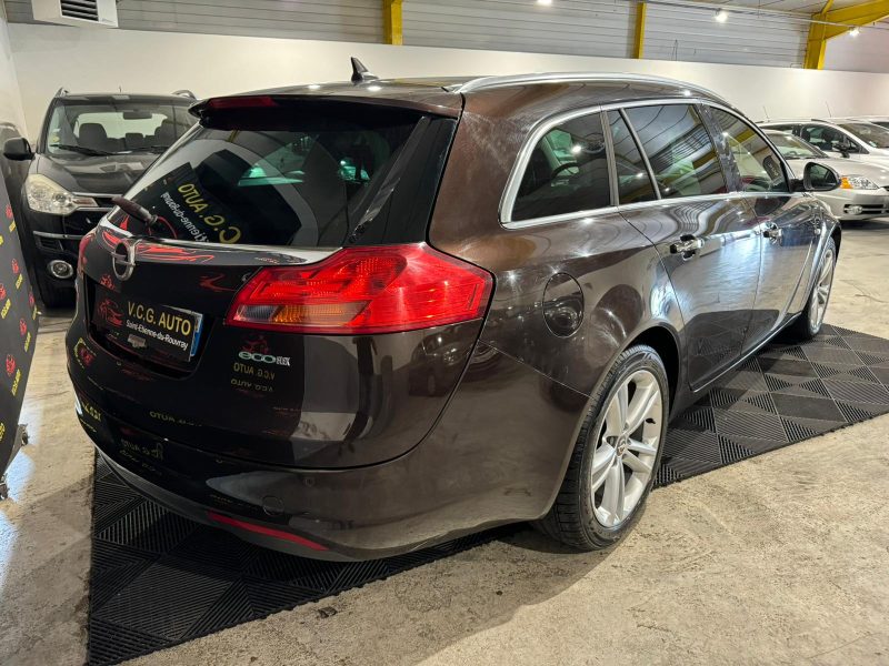OPEL INSIGNIA A Sports Tourer 2010
