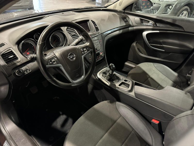 OPEL INSIGNIA A Sports Tourer 2010