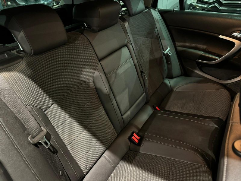 OPEL INSIGNIA A Sports Tourer 2010