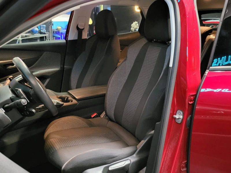 PEUGEOT 3008 II 1.2 PureTech 130cv Allure Business Boîte Auto EAT