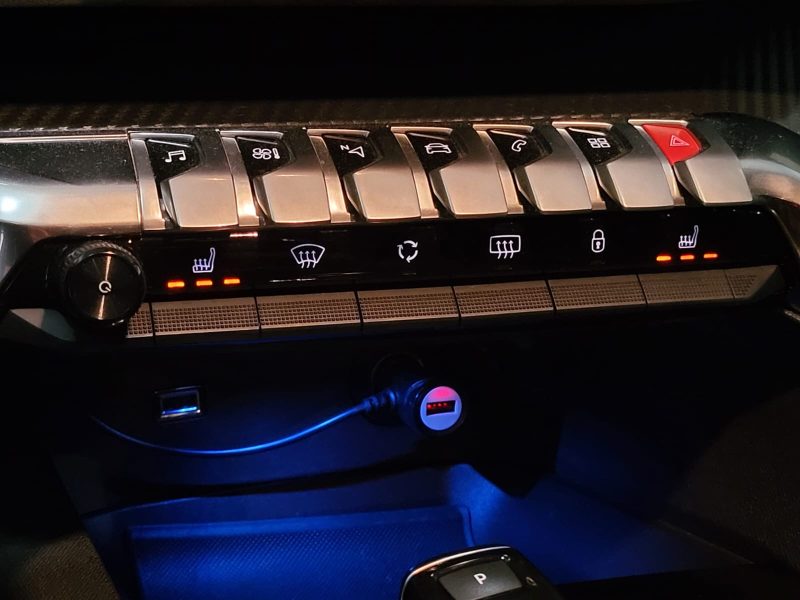 PEUGEOT 3008 II 1.2 PureTech 130cv Allure Business Boîte Auto EAT