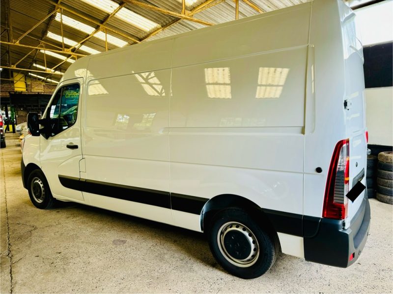 RENAULT MASTER III Fourgon 2022