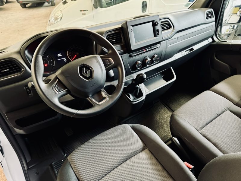 RENAULT MASTER III Fourgon 2022