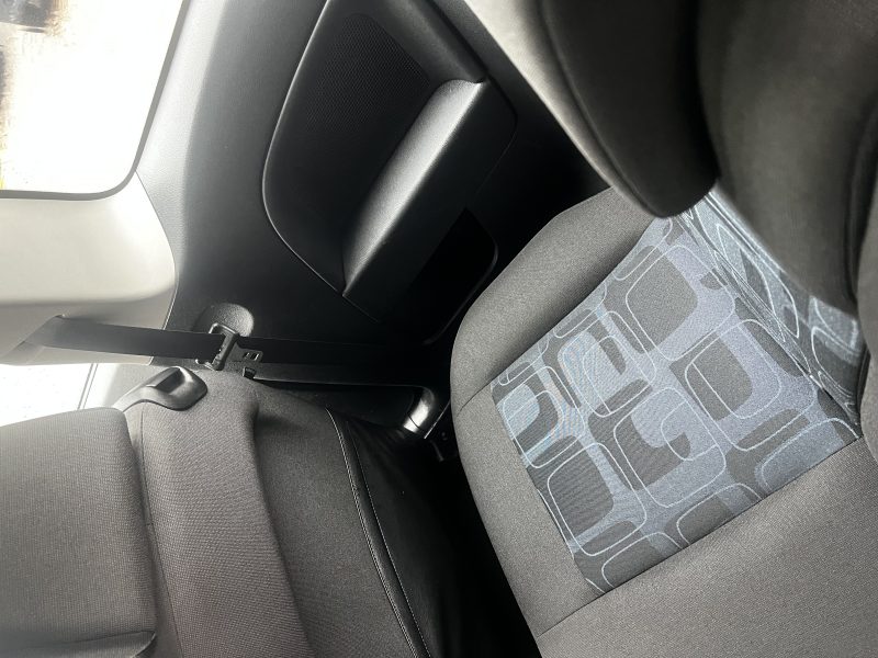 FORD FIESTA   1.25 16V 75 CV FAIBLE KILOMETRAGE 