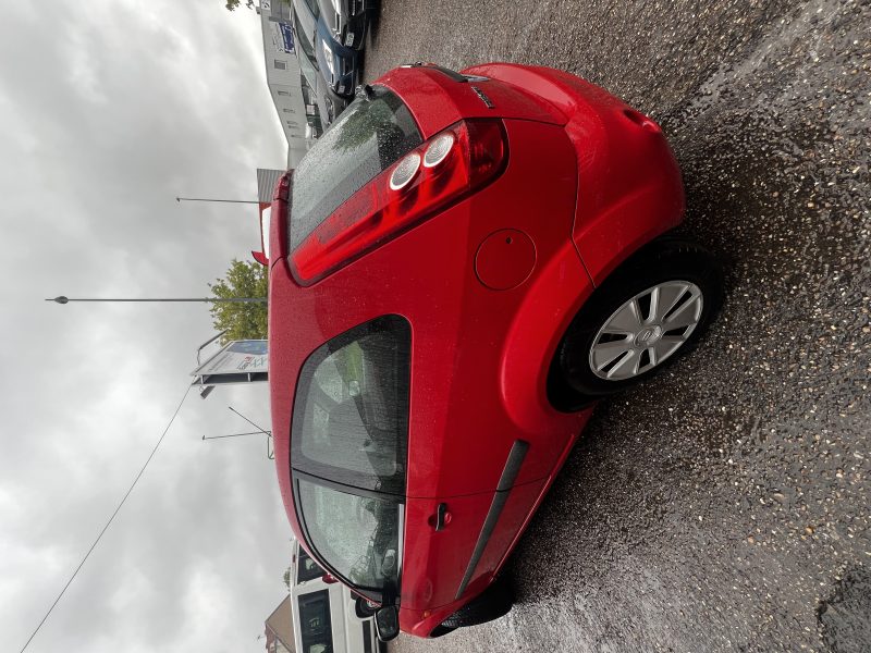 FORD FIESTA   1.25 16V 75 CV FAIBLE KILOMETRAGE 