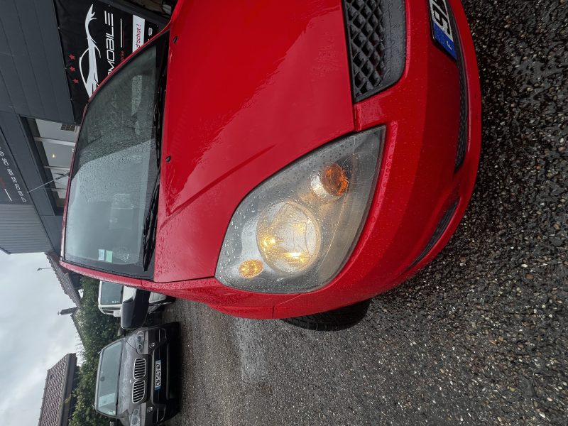 FORD FIESTA   1.25 16V 75 CV FAIBLE KILOMETRAGE 