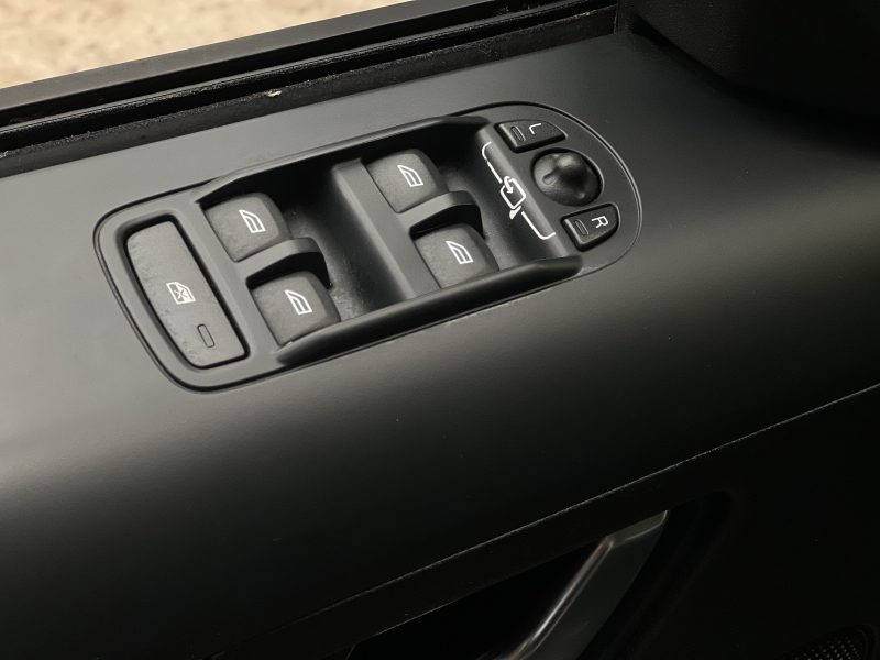 LAND ROVER FREELANDER 2.2 SD4 190CH HSE 4X4