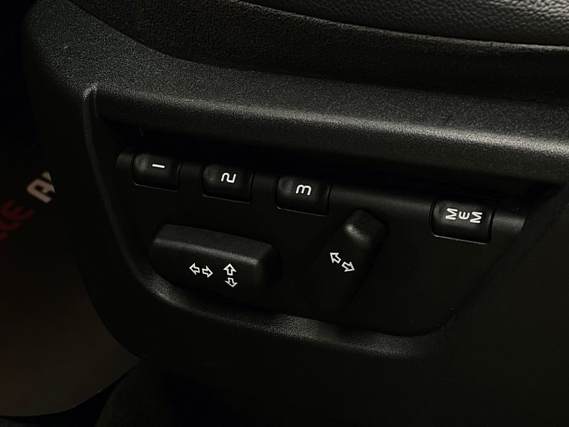 LAND ROVER FREELANDER 2.2 SD4 190CH HSE 4X4