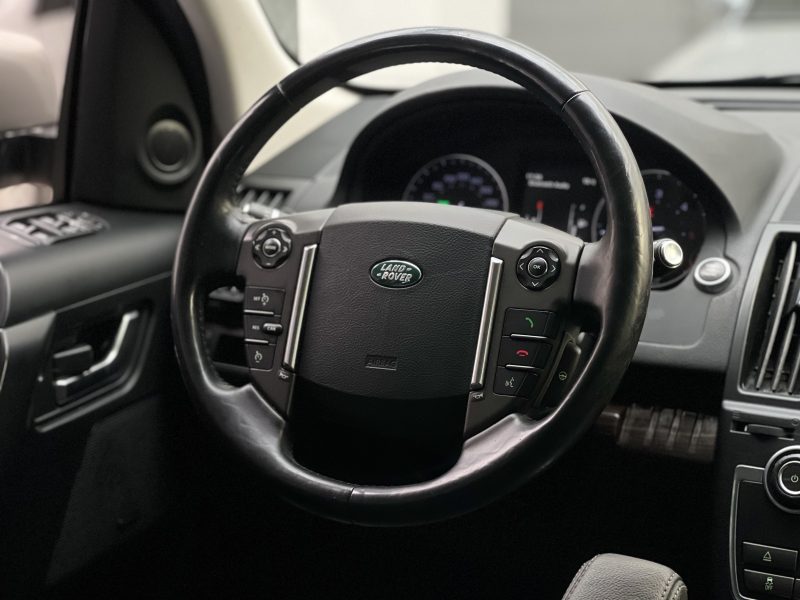 LAND ROVER FREELANDER 2.2 SD4 190CH HSE 4X4