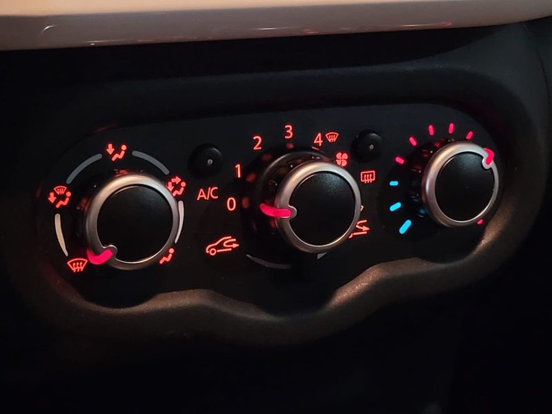  0.9 TCe 95 ch / INTENS 