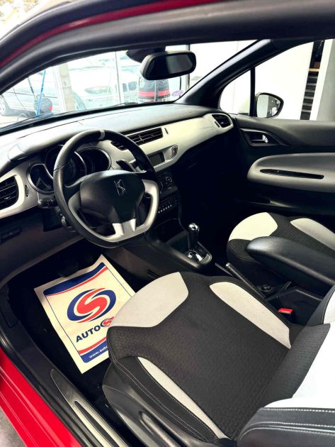 CITROEN DS3 2012