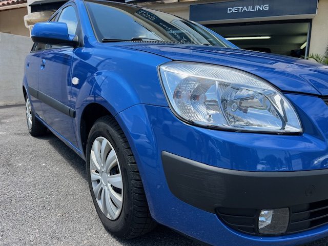 KIA RIO 1,4L AUTOMATIQUE 5 PORTES 