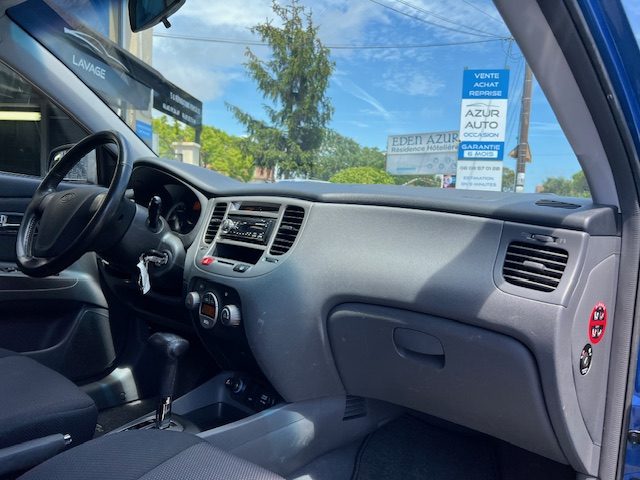KIA RIO 1,4L AUTOMATIQUE 5 PORTES 