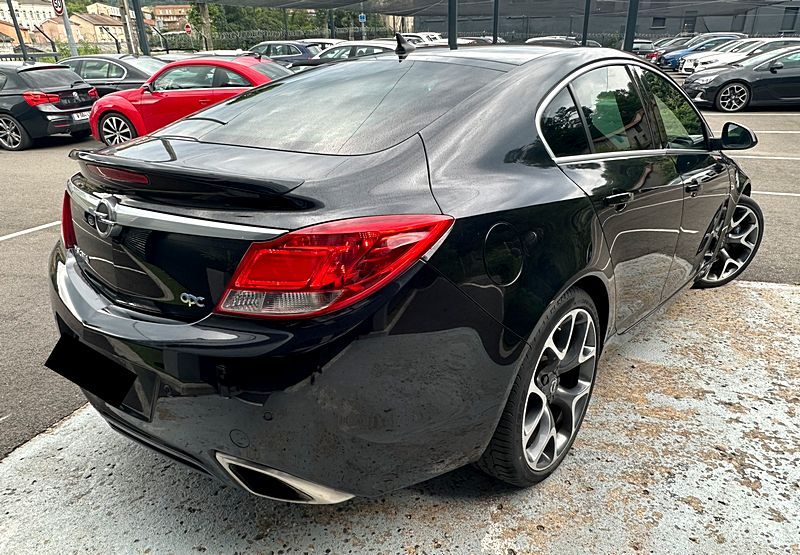 OPEL INSIGNIA 2.8 V6 325 Turbo OPC 4x4