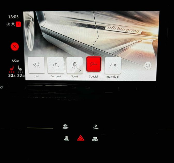 VW GOLF VIII 2022 300CH ORIGINE FRANCE 