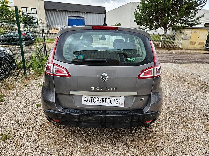 RENAULT SCENIC III 2010
