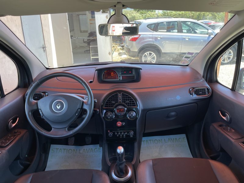 RENAULT MODUS / GRAND MODUS 2012