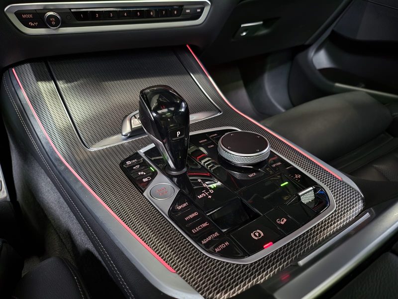 BMW X5 n:45e xDrive Plug-in-Hybrid STEPTRONIC8 394cv M SPORT / SUIVI BMW / CAMERA 360 / TOIT OUVRANT