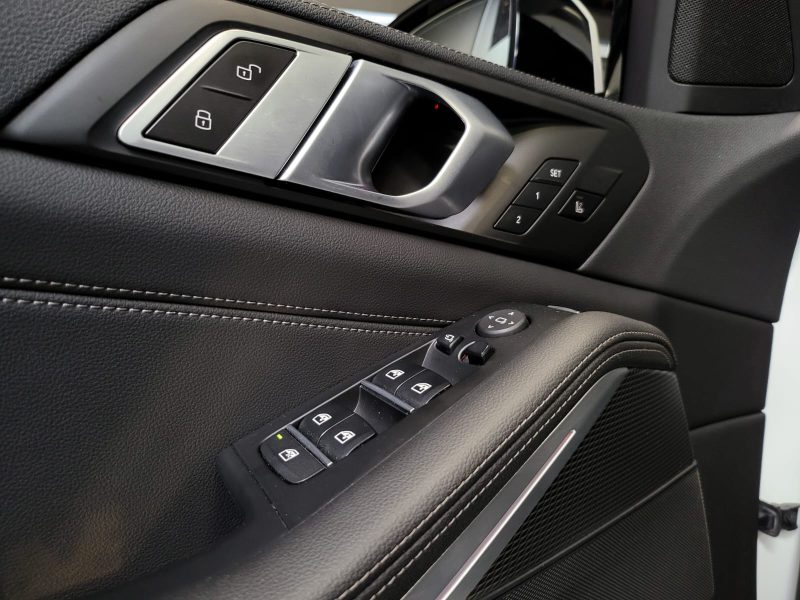 BMW X5 n:45e xDrive Plug-in-Hybrid STEPTRONIC8 394cv M SPORT / SUIVI BMW / CAMERA 360 / TOIT OUVRANT