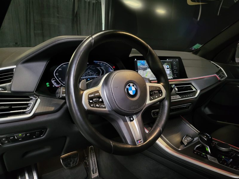 BMW X5 n:45e xDrive Plug-in-Hybrid STEPTRONIC8 394cv M SPORT / SUIVI BMW / CAMERA 360 / TOIT OUVRANT