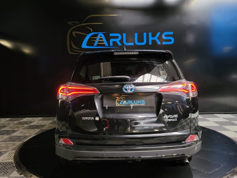 TOYOTA RAV 4 BLACK EDITION 2.5 197cv BVA6 / CAMERA DE RECUL / TOIT OUVRANT / SIEGES ELECTRIQUES + CH