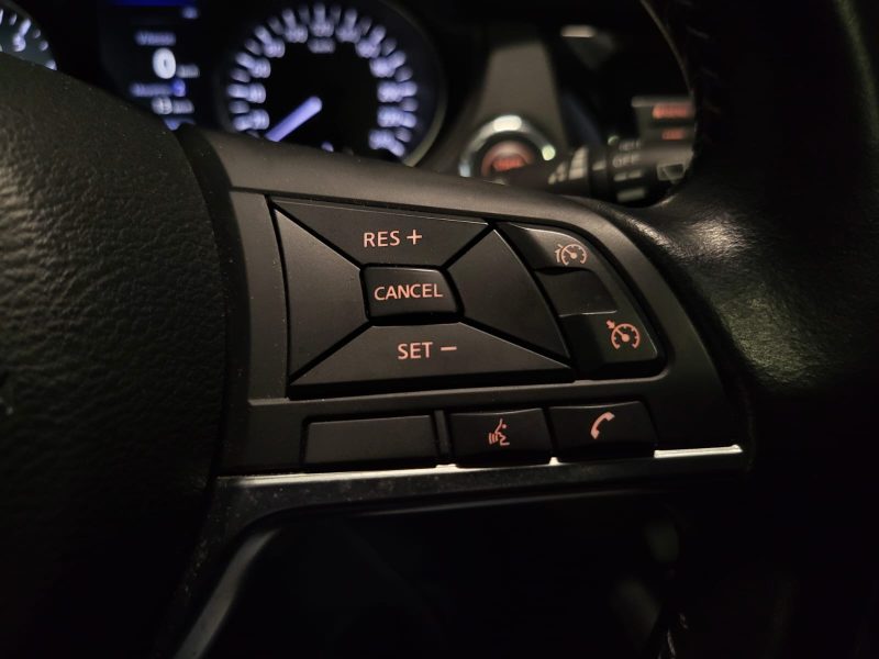 NISSAN QASHQAI 1.3 DIG-T 140cv N-CONNECTA / 1ÈRE MAIN+FULL ENTRETIEN NISSAN+CAMÉRA 360°+CARPLAY+TOIT