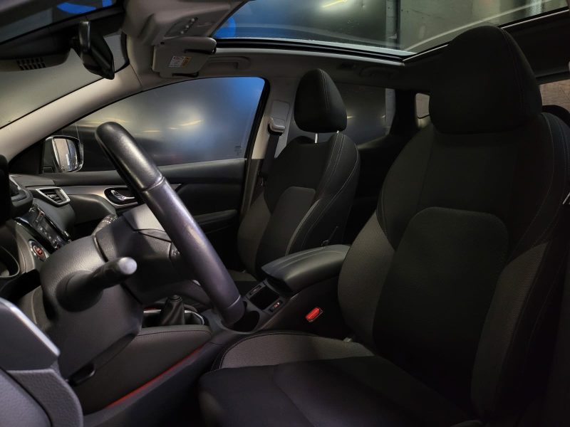 NISSAN QASHQAI 1.3 DIG-T 140cv N-CONNECTA / 1ÈRE MAIN+FULL ENTRETIEN NISSAN+CAMÉRA 360°+CARPLAY+TOIT