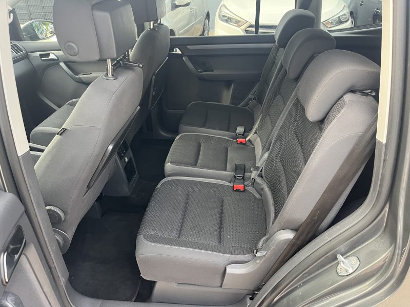 VOLKSWAGEN TOURAN 2013